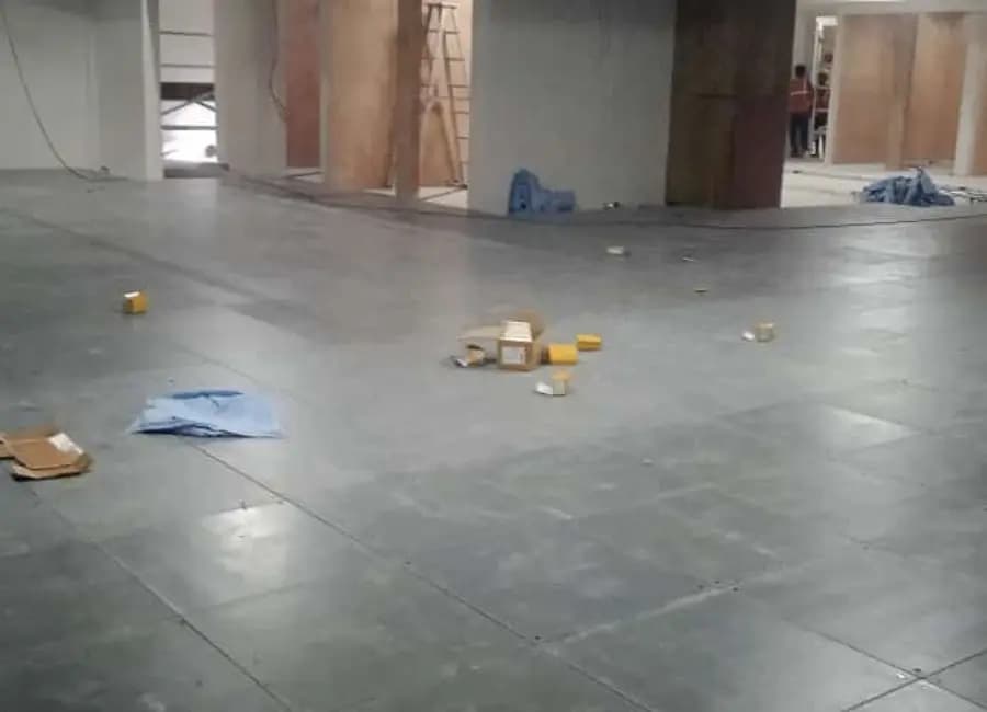 Access floor installation Access floor installation for software company – Chem Coats