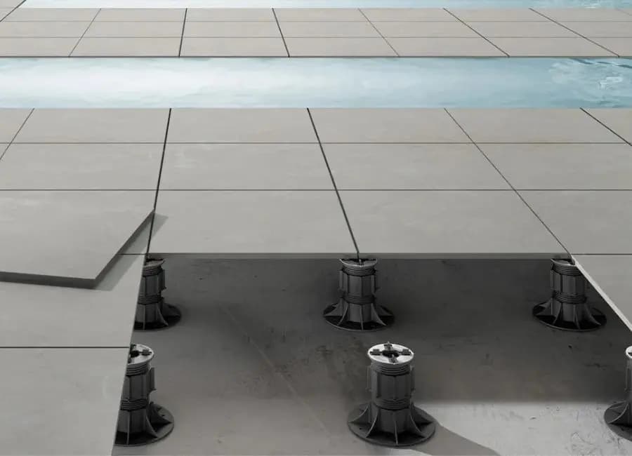 Access floor installation Access floor installation for software company – Chem Coats